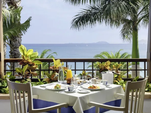 Princesa Yaiza Suite Hotel Resort 2