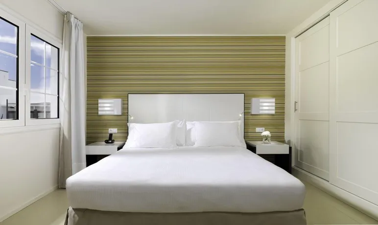 H10 White Suites 2