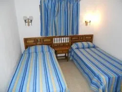 Apartamentos Los Juncos II 2