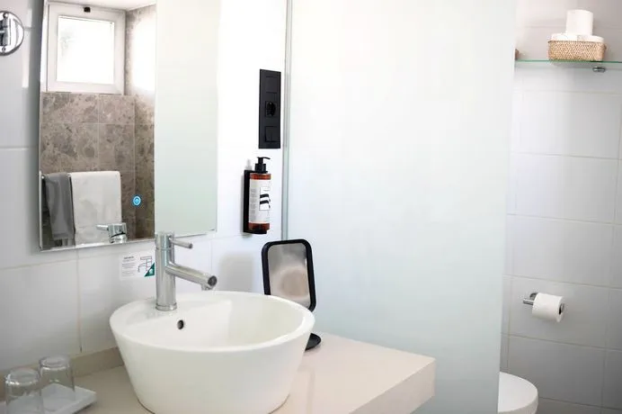 Coral Ocean View (only Adults) 3