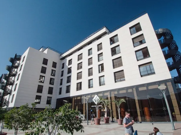 Zentral Center 2