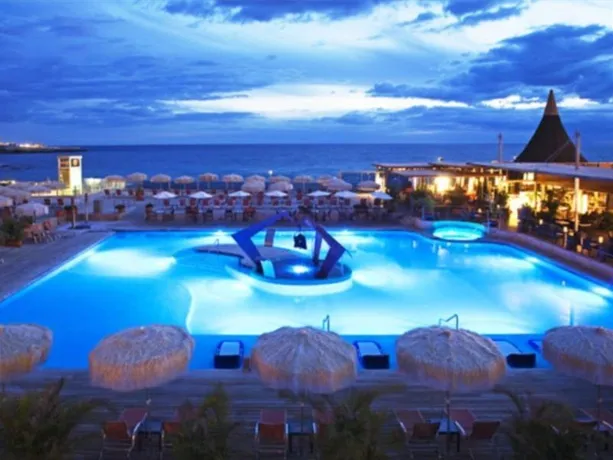 Ocean Beach Club 2