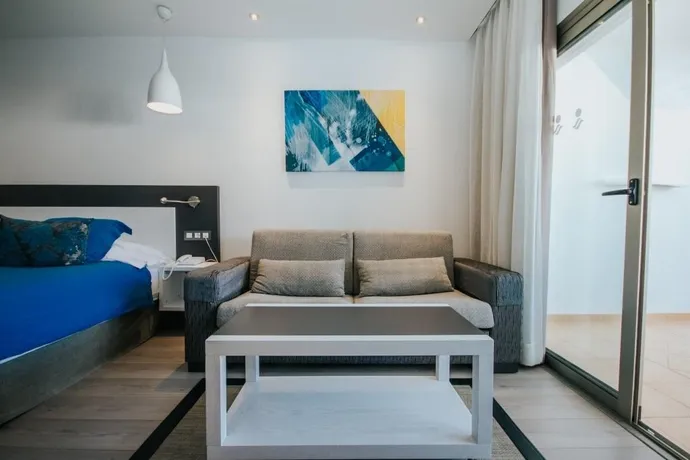 Servatur Casablanca Suites and Spa - Adults Only 3