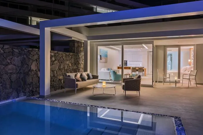 Royal Hideaway Corales Suites 3