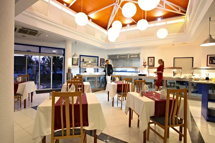 Sandos Atlantic Gardens - Adults Only 2