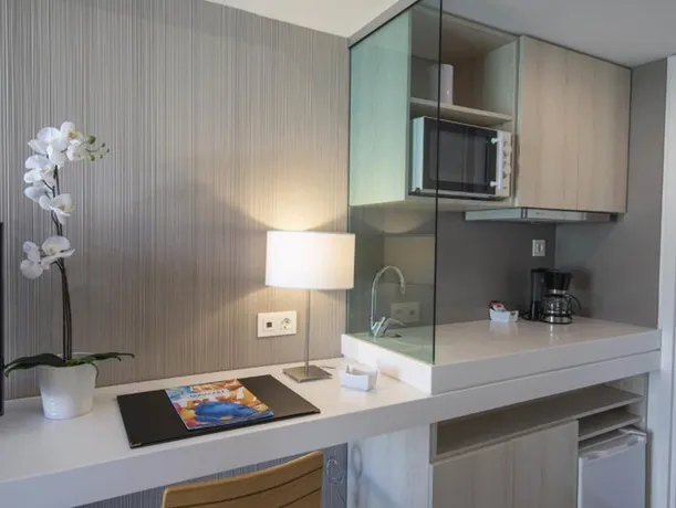 LIVVO Dunagolf Suites 3