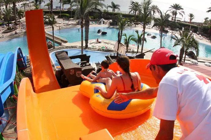 LIVVO Costa Taurito & Aquapark 2