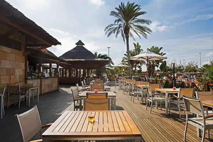 Elba Carlota Beach & Golf Resort 3