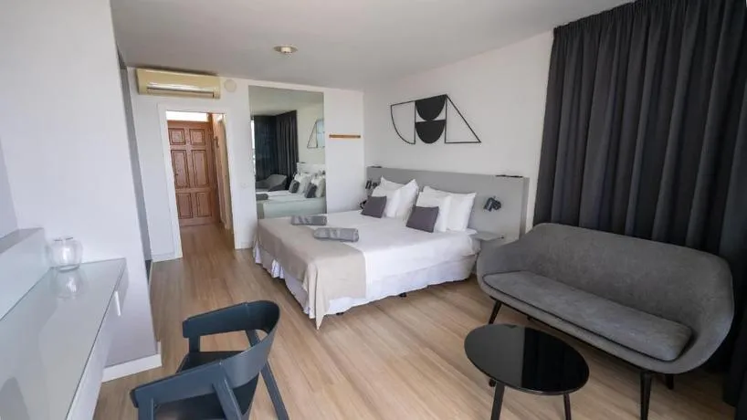 Coral Suites and Spa 2