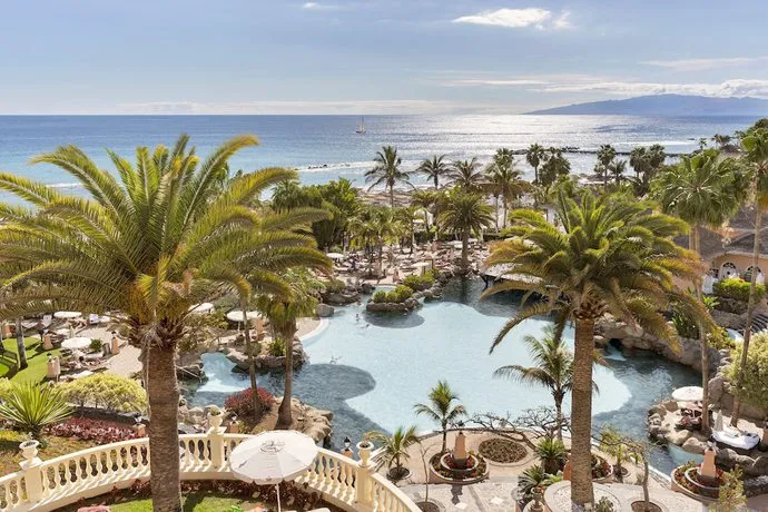 Gran Hotel Bahía del Duque 2