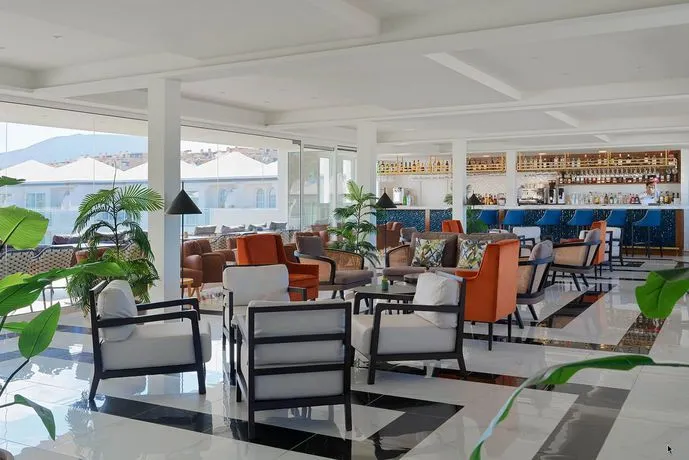 H10 Ocean Suites 2