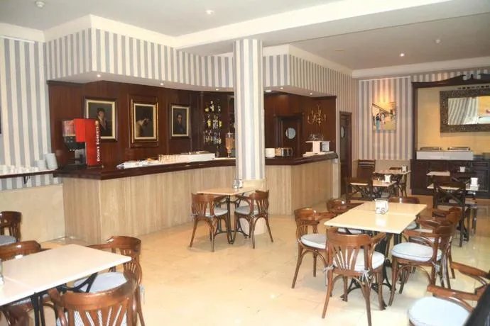 RF Astoria Solo Adultos 2