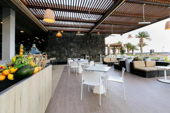 HD Beach Resort and SPA 3