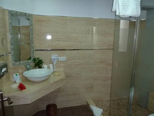 Birdcage Gay Resort - Adult Only 2