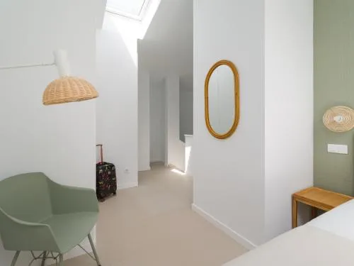 ROYAL SUITES 2