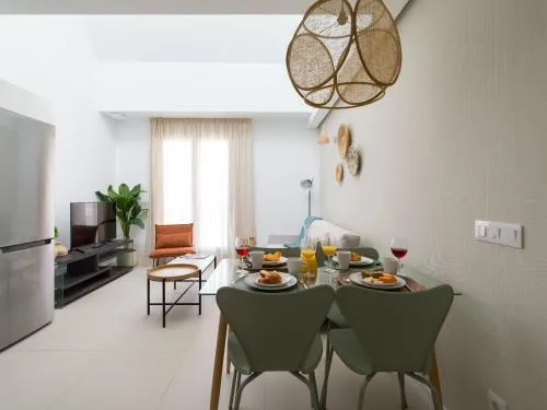 ROYAL SUITES 3