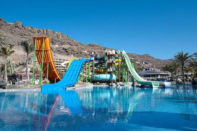 LIVVO Valle Taurito & Aquapark 2